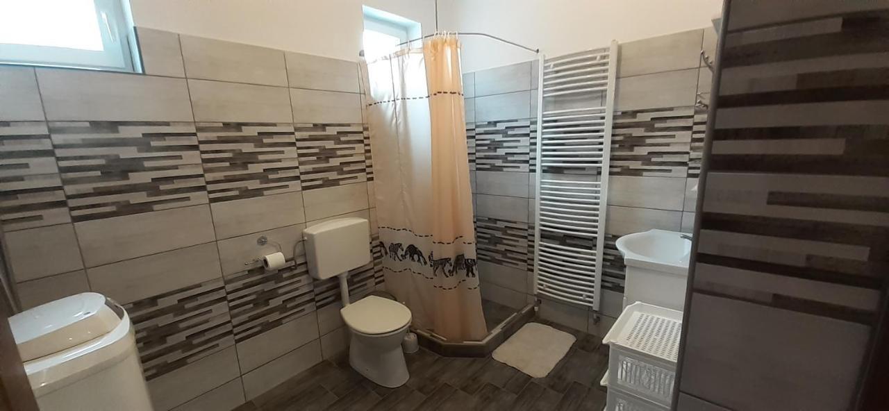 Rozika Apartman Ii. Hajduszoboszlo Exterior photo